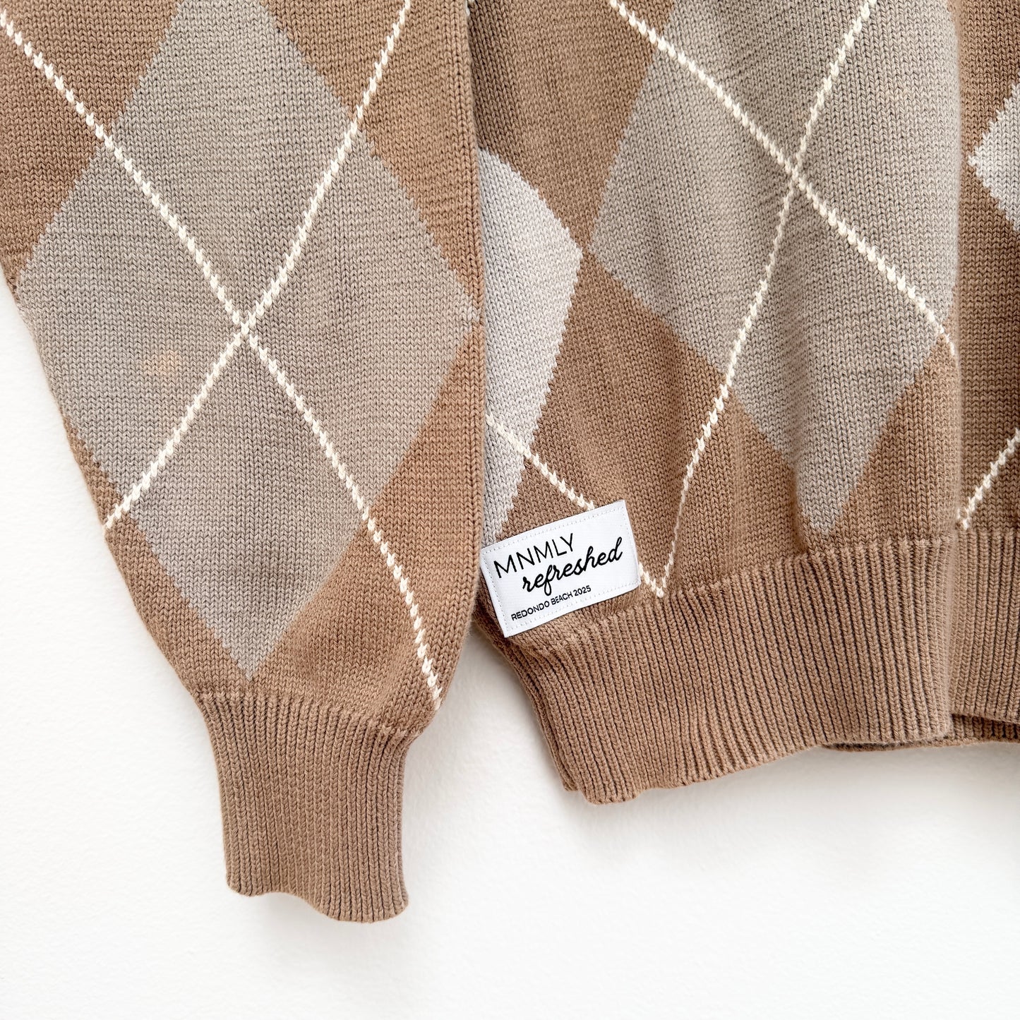 MNMLY Refreshed Pringle Tan Argyle V-neck Sweater - L