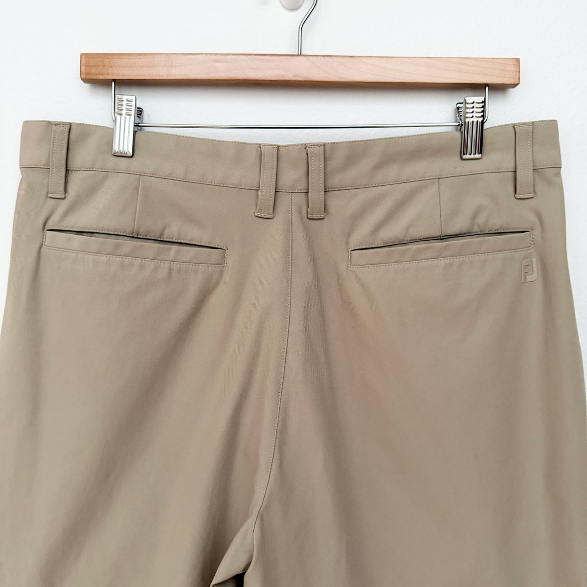 MNMLY Refreshed Khaki Foot Joy Golf Shorts - 34 Waist